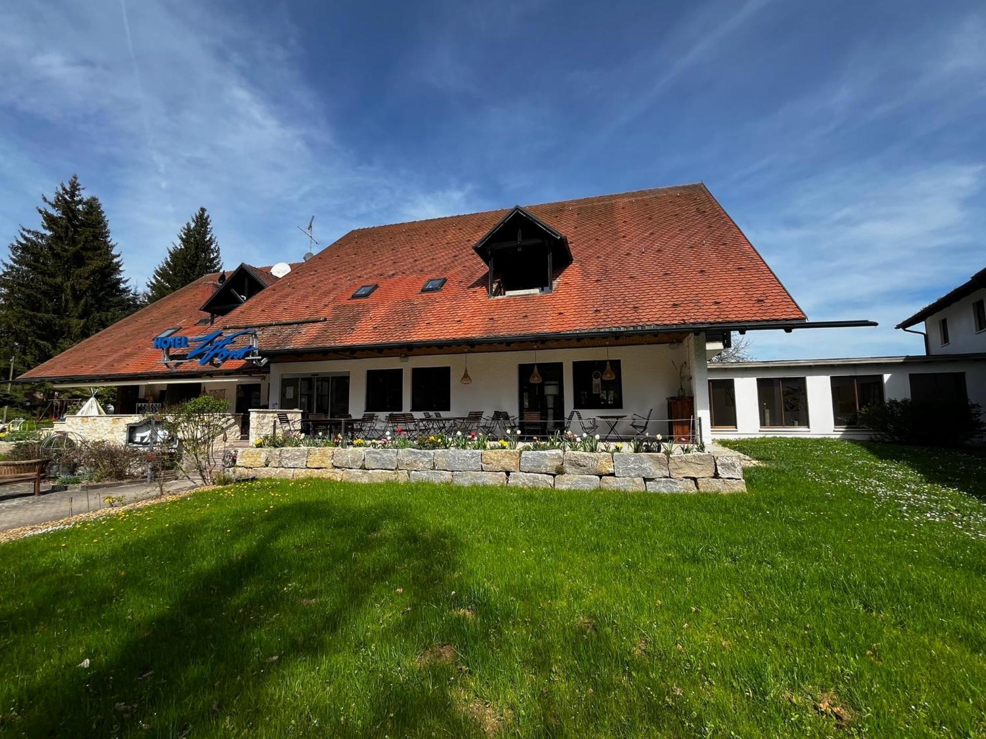 Hotel Zum Forst Kranzberg Exterior photo